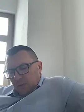 Mike8523 online show from January 18, 6:50 am