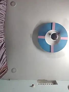 Snapshot of wildfun_ chatting on March 19, 3:19 pm wildfun  online show from March 19, 3:19 pm