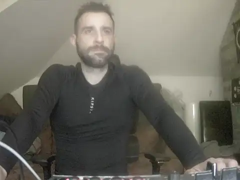 gryzoon online show from February 17, 1:13 am