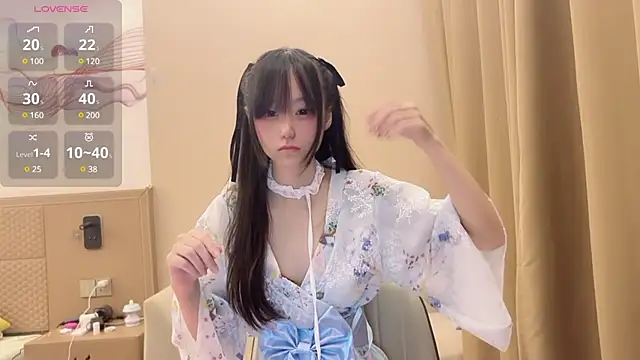 Snapshot of Xiaoxia-Baby chatting on March 9, 9:35 am Xiaoxia-Baby online show from March 9, 9:35 am