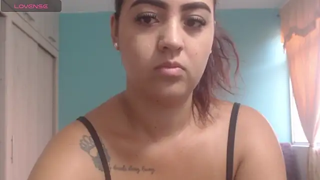 Anthonela Queen online show from December 17, 1:06 pm