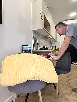  KissMyAss  online show from March 5, 7:10 pm