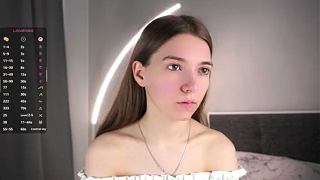 LoraDunnuck online show from September 18, 4:47 am