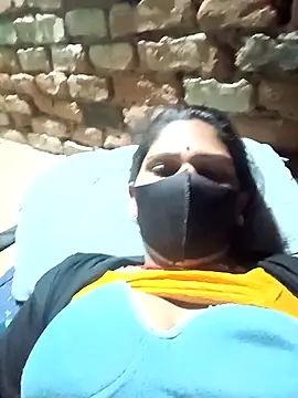 Chhavi Chadha online show from February 11, 10:04 pm