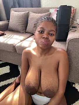 Snapshot of _DollFace_ chatting on February 22, 7:51 am DollFace online show from February 22, 7:51 am