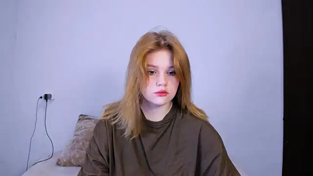 LaseyMoon online show from October 29, 10:55 pm