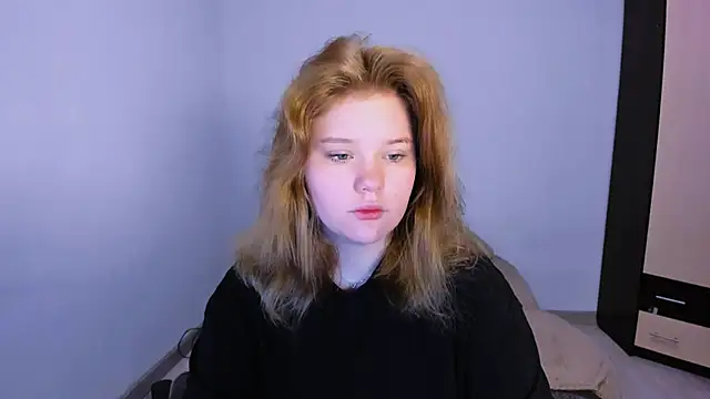 LaseyMoon online show from November 13, 2:43 am