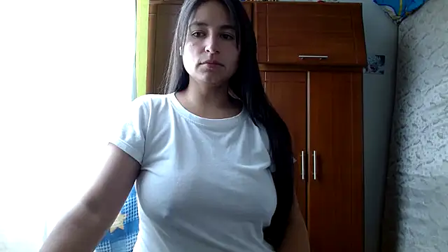 Escarcha-blue online show from April 30, 4:35 pm