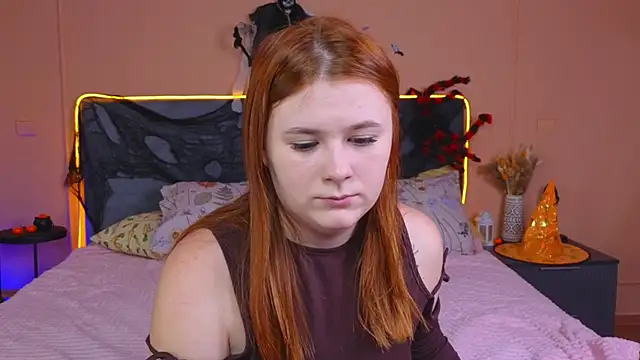 Eva Starlight online show from October 18, 4:04 am