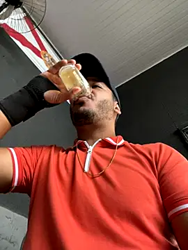 Snapshot of Lindp190194 chatting on November 23, 5:13 pm Lindp190194 online show from November 23, 5:13 pm