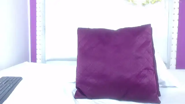 naughty teen18 online show from March 14, 4:51 pm