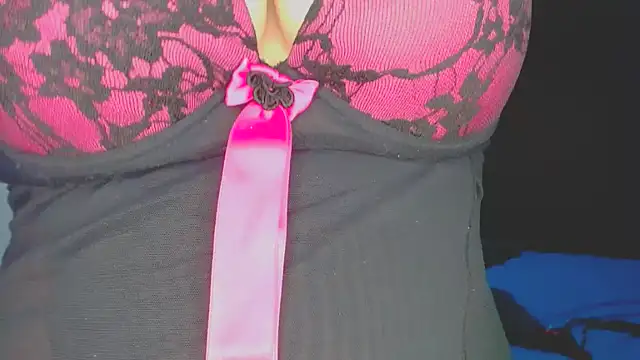 roxanasexy2025 online show from October 1, 12:11 pm