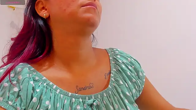 Snapshot of gime_lara chatting on September 18, 7:05 pm gime lara online show from September 18, 7:05 pm