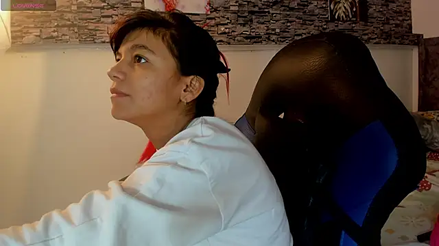 Snapshot of gime_lara chatting on October 5, 12:14 pm gime lara online show from October 5, 12:14 pm