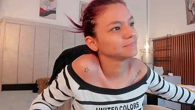 Snapshot of gime_lara chatting on February 13, 11:39 am gime lara online show from February 13, 11:39 am