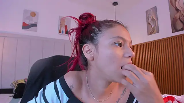 Snapshot of gime_lara chatting on March 14, 12:32 pm gime lara online show from March 14, 12:32 pm