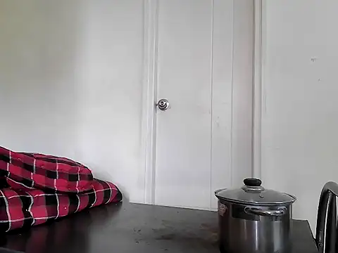 Snapshot of fitbuddy1 chatting on October 17, 10:29 am fitbuddy1 online show from October 17, 10:29 am