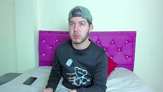 matthewlatin online show from March 28, 9:03 pm