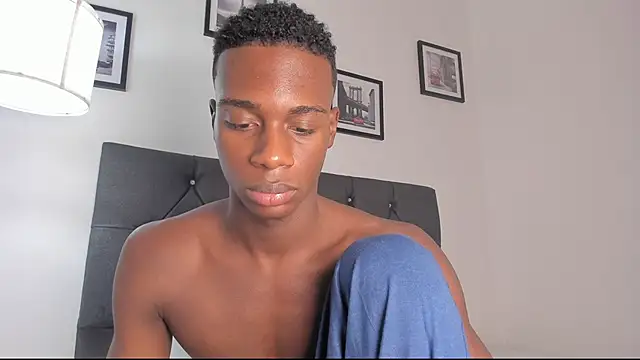 noah johes online show from March 26, 3:34 am