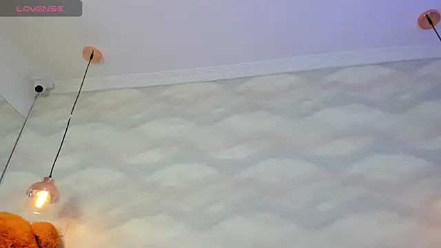 zephyra-angels online show from September 30, 3:22 am