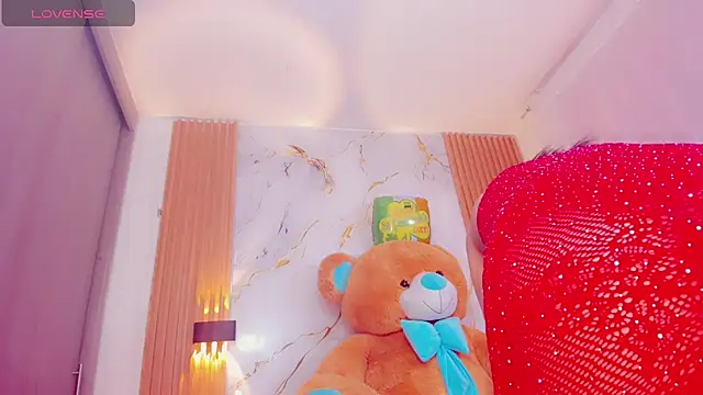 ValeriCardenas online show from March 16, 2:44 pm