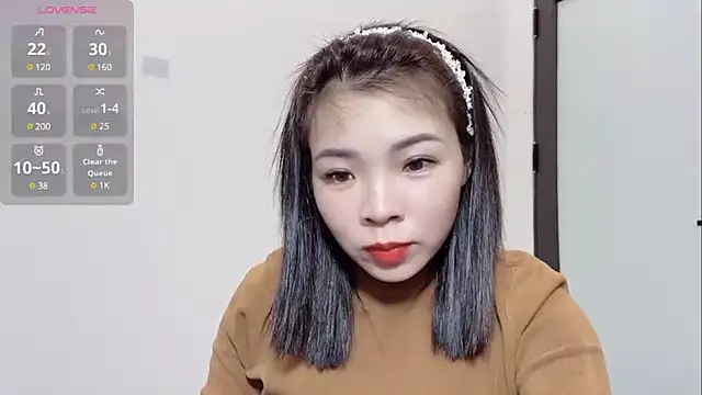 Snapshot of shishi_101 chatting on February 25, 1:50 pm shishi 101 online show from February 25, 1:50 pm