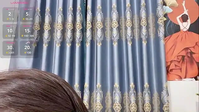 Snapshot of shishi_101 chatting on March 1, 1:00 am shishi 101 online show from March 1, 1:00 am