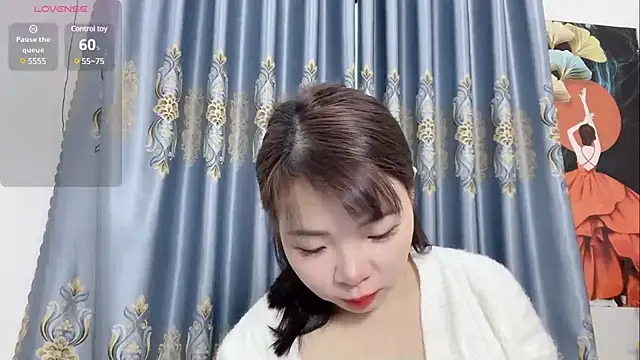 Snapshot of shishi_101 chatting on March 7, 2:15 am shishi 101 online show from March 7, 2:15 am