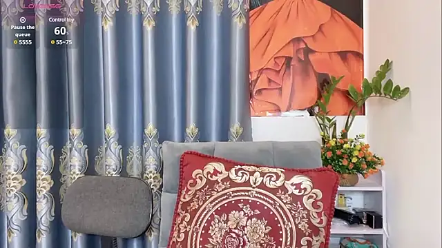 Snapshot of shishi_101 chatting on March 17, 7:58 pm shishi 101 online show from March 17, 7:58 pm