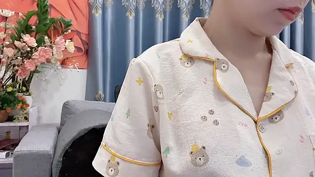 Snapshot of shishi_101 chatting on September 29, 1:22 am shishi 101 online show from September 29, 1:22 am