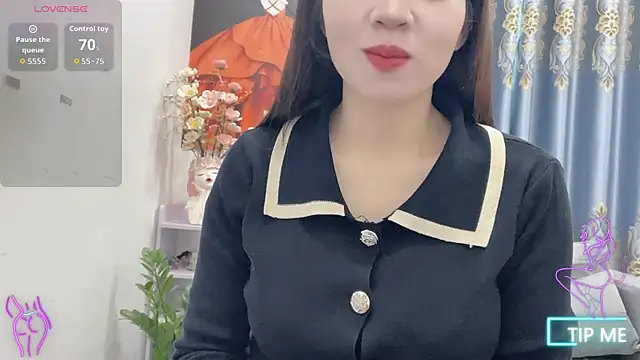 Snapshot of shishi_101 chatting on October 25, 1:24 am shishi 101 online show from October 25, 1:24 am