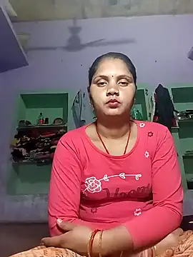 Snapshot of Divya_Chandok chatting on March 3, 4:25 am Divya Chandok online show from March 3, 4:25 am