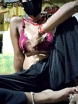 Snapshot of Divya_Chandok chatting on September 27, 8:25 pm Divya Chandok online show from September 27, 8:25 pm