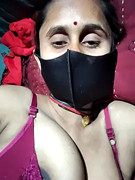 Snapshot of Divya_Chandok chatting on February 11, 7:02 am Divya Chandok online show from February 11, 7:02 am