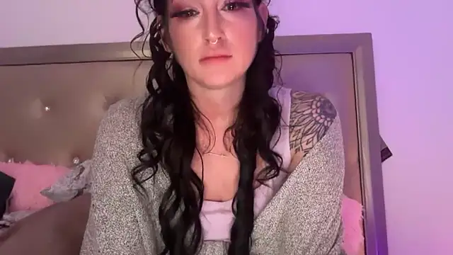 IvyyRosee88 online show from October 17, 1:53 am