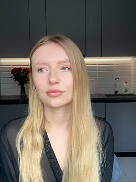 Snapshot of EvaBrooklyn chatting on March 13, 6:37 am EvaBrooklyn online show from March 13, 6:37 am