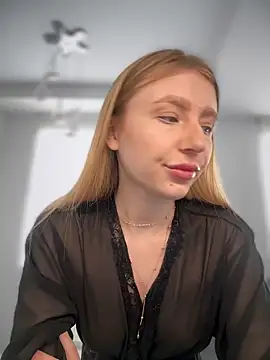 Snapshot of EvaBrooklyn chatting on March 23, 7:42 am EvaBrooklyn online show from March 23, 7:42 am