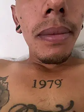 morenoricoalto9 online show from February 26, 8:22 pm