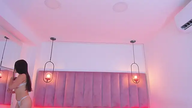 Snapshot of Haily_b chatting on November 10, 7:57 pm Haily b online show from November 10, 7:57 pm