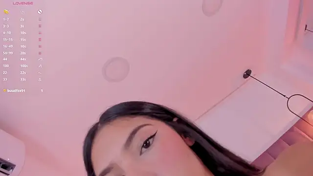 Snapshot of Haily_b chatting on November 21, 8:18 pm Haily b online show from November 21, 8:18 pm