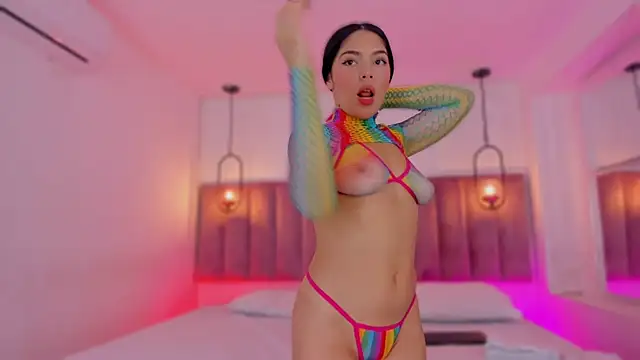 Snapshot of Haily_b chatting on December 22, 7:55 pm Haily b online show from December 22, 7:55 pm