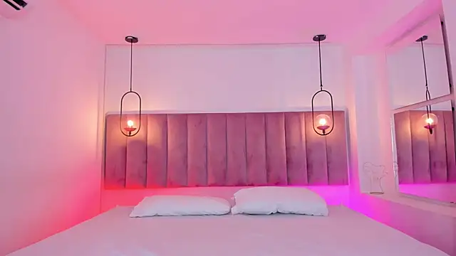 Snapshot of Haily_b chatting on January 5, 6:55 pm Haily b online show from January 5, 6:55 pm