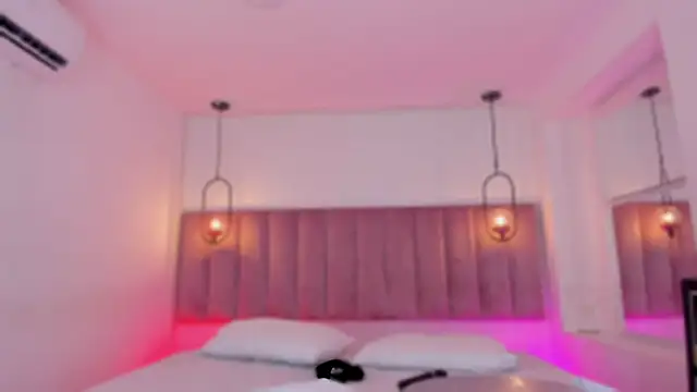 Snapshot of Haily_b chatting on January 6, 8:01 pm Haily b online show from January 6, 8:01 pm