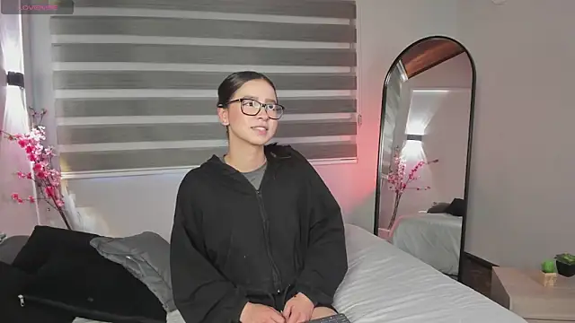 Snapshot of sweet_obsession__ chatting on September 29, 7:40 pm sweet obsession online show from September 29, 7:40 pm