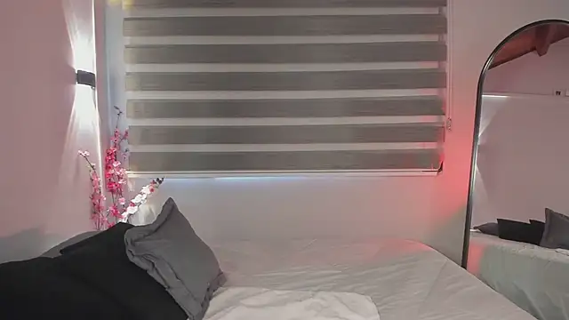 Snapshot of sweet_obsession__ chatting on October 7, 7:44 pm sweet obsession online show from October 7, 7:44 pm