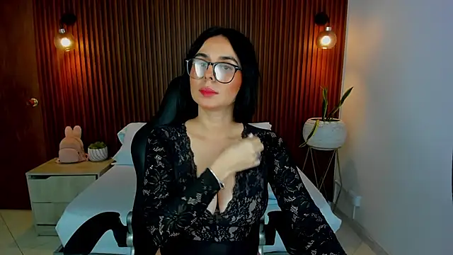 zakia23  online show from March 12, 7:17 pm