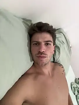 Snapshot of shuki0101 chatting on March 19, 4:47 am shuki0101 online show from March 19, 4:47 am