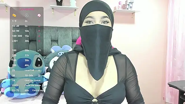 Snapshot of Fernanda_ali chatting on March 8, 1:39 am Fernanda ali online show from March 8, 1:39 am
