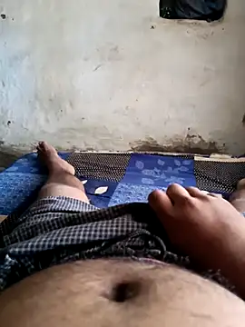 Snapshot of abbai_dengutha chatting on March 19, 6:35 am abbai dengutha online show from March 19, 6:35 am