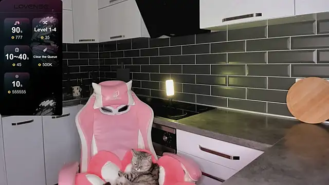 ShaiyaMinn3 online show from January 7, 5:15 pm